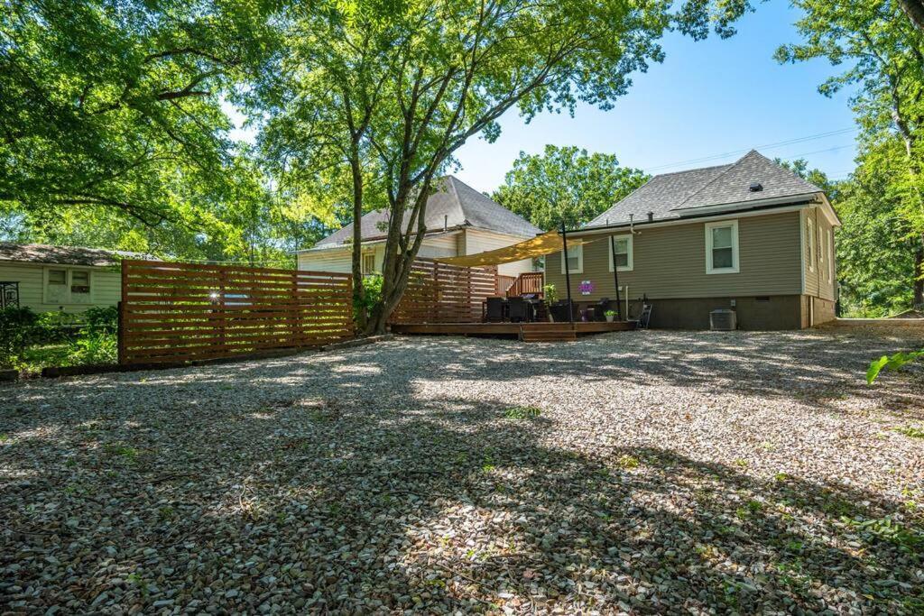 Vineyard Cottage-Pet Friendly & Walk To Oaklawn! Hot Springs Bagian luar foto